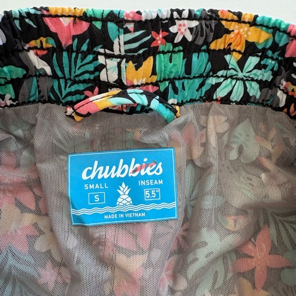 Chubbies Men Classic Swim Trunks Tropical Boomerang Print Size Small 5.5” New - Picture 4 of 11